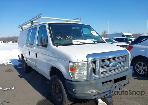 2010 Ford E-350 Super Duty from USA, damaged, VIN 1FTSS3EL8ADA16321